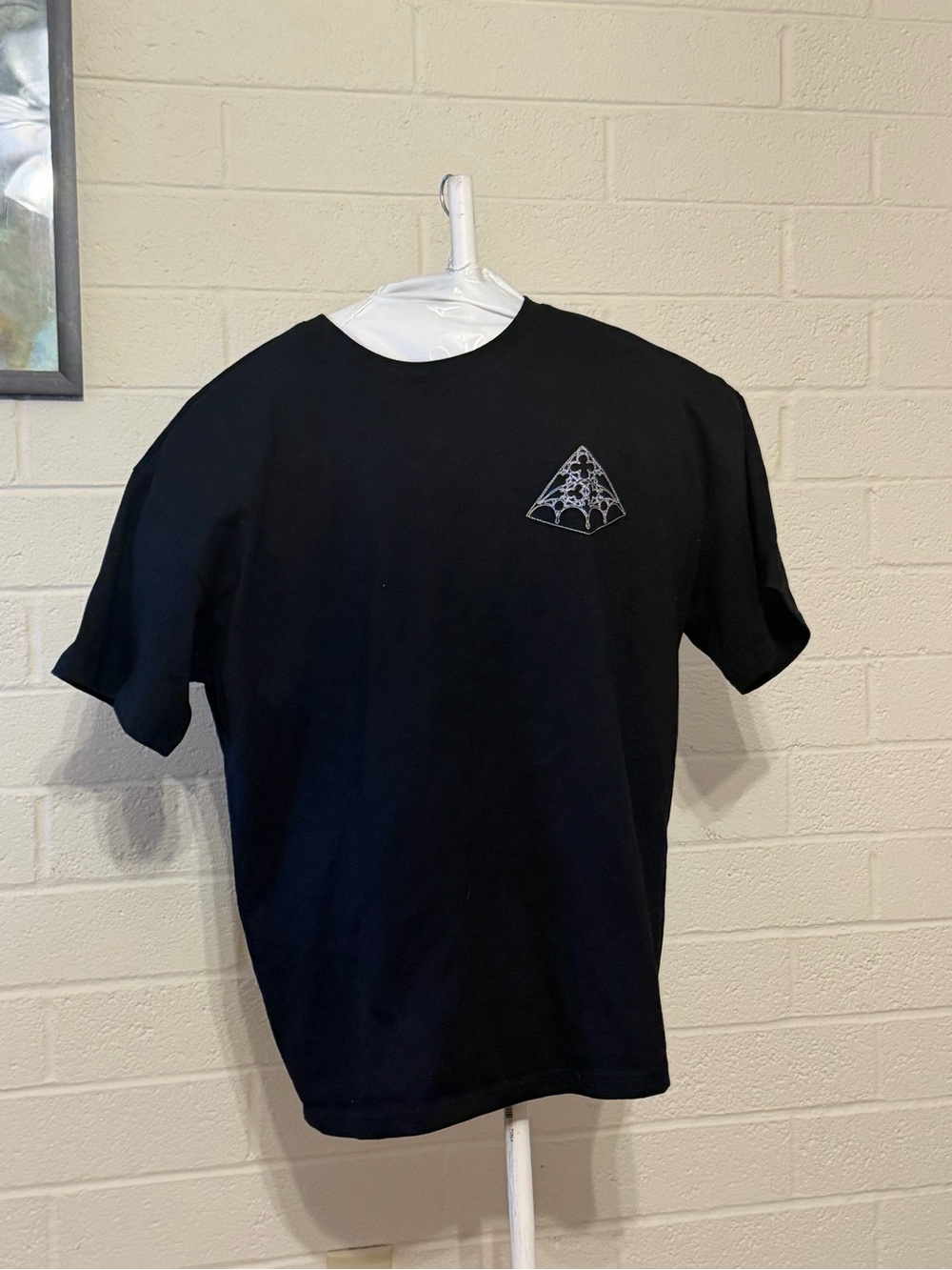 Forever 21 Black Short-Sleeve Tee with Small Triangle Graphic